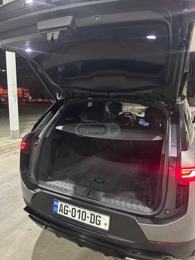 Land Rover SE 4dr 4x4 Automatic — миниатюра 9