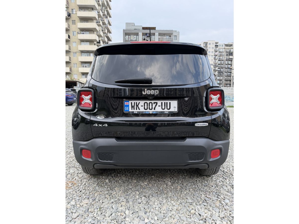 Jeep Renegade - фото 6