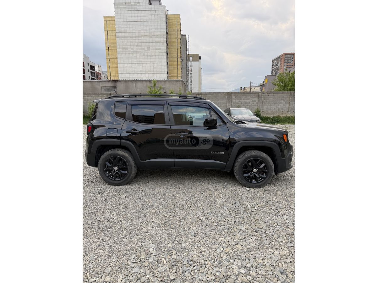 Jeep Renegade - фото 7