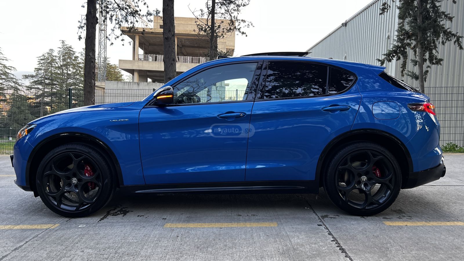 Alfa Romeo Q4 Veloce Sport High Spec Trim — миниатюра 11