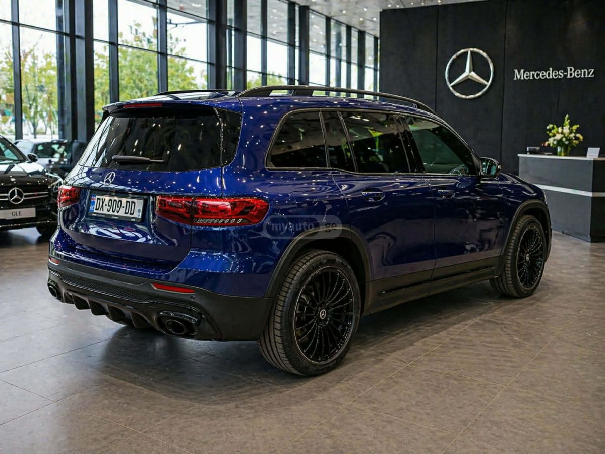 Mercedes-Benz GLB 250 - фото 3