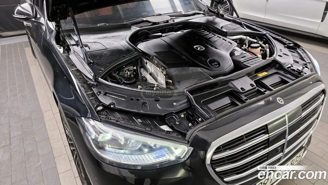 Mercedes-Benz 600 2022 — миниатюра 6