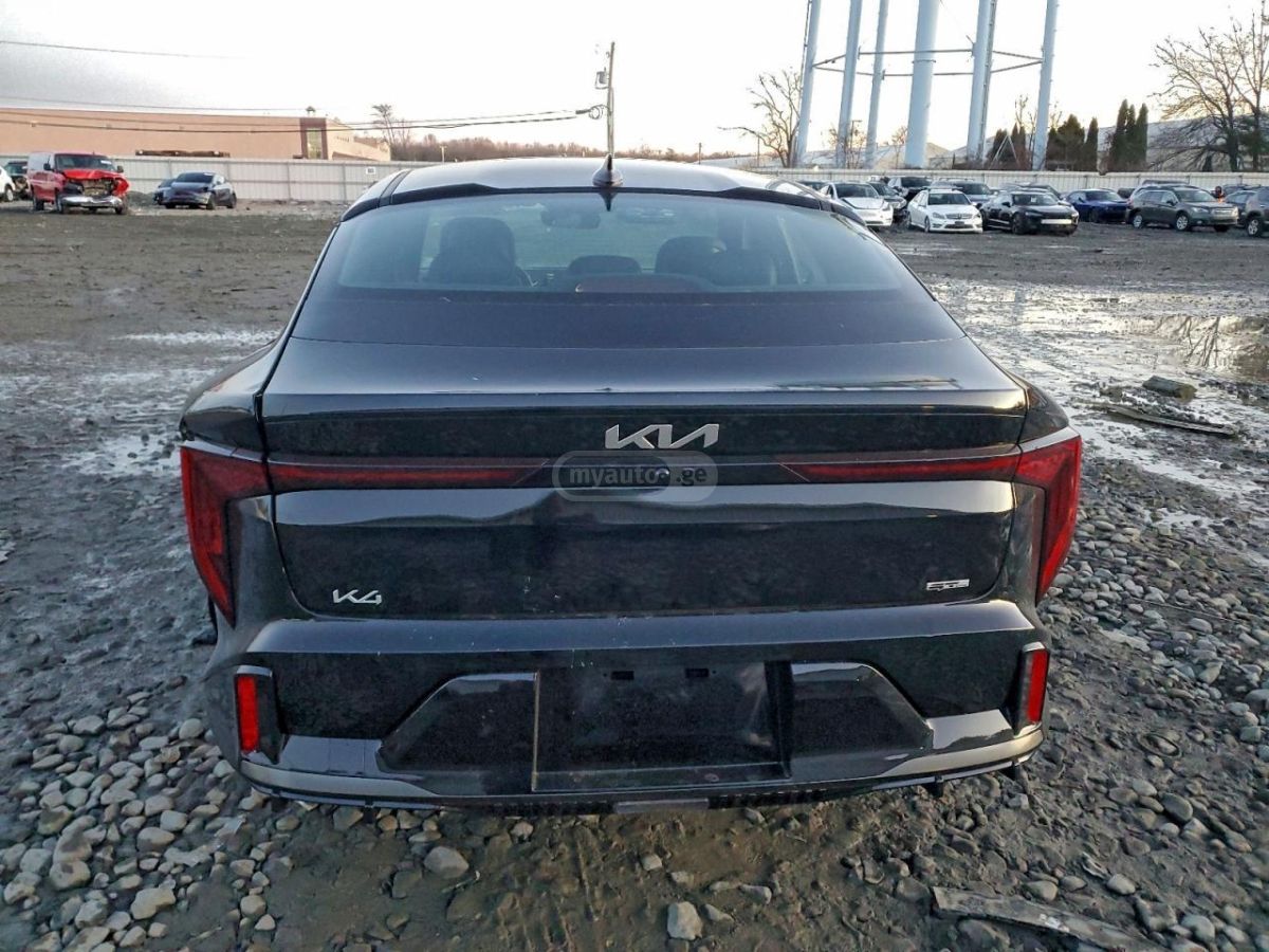 Kia K4 - фото 7