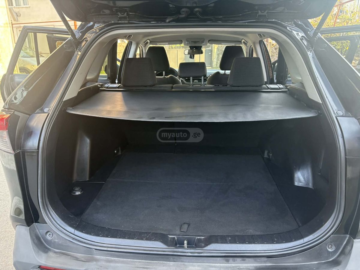 Toyota RAV 4 - фото 2