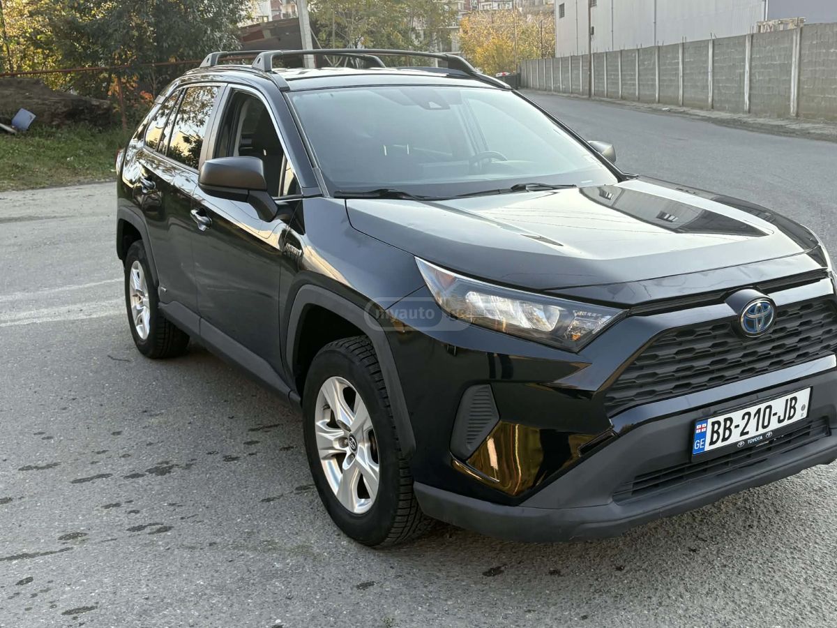 Toyota RAV 4 - фото 5