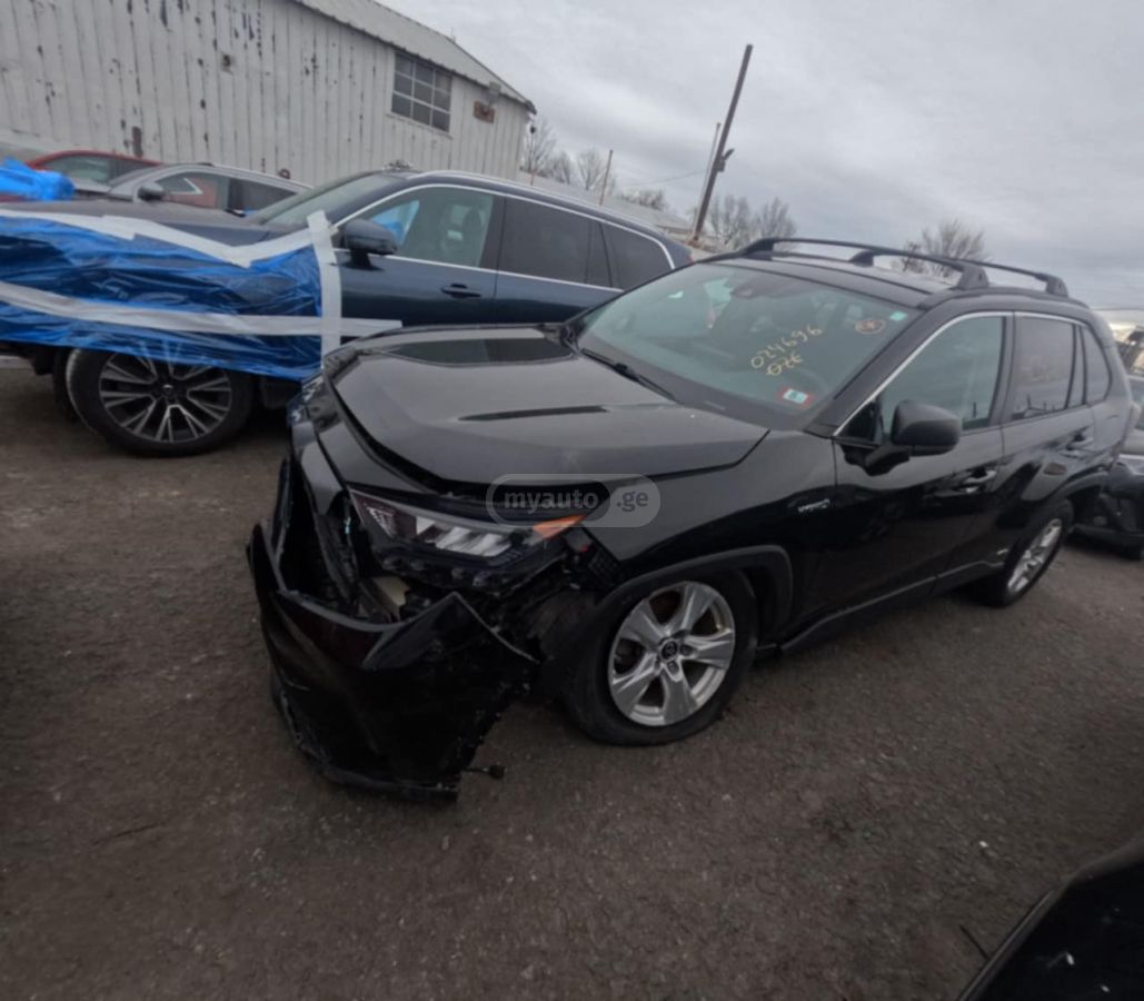 Toyota RAV 4 - фото 8