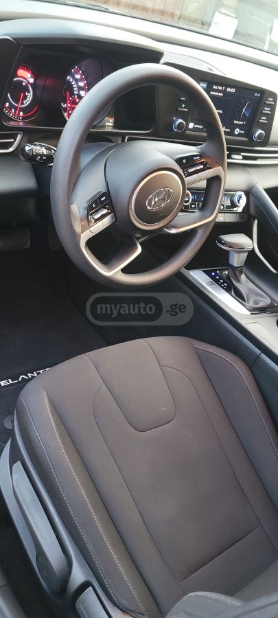 Hyundai SE 4dr Sedan CVT — миниатюра 6