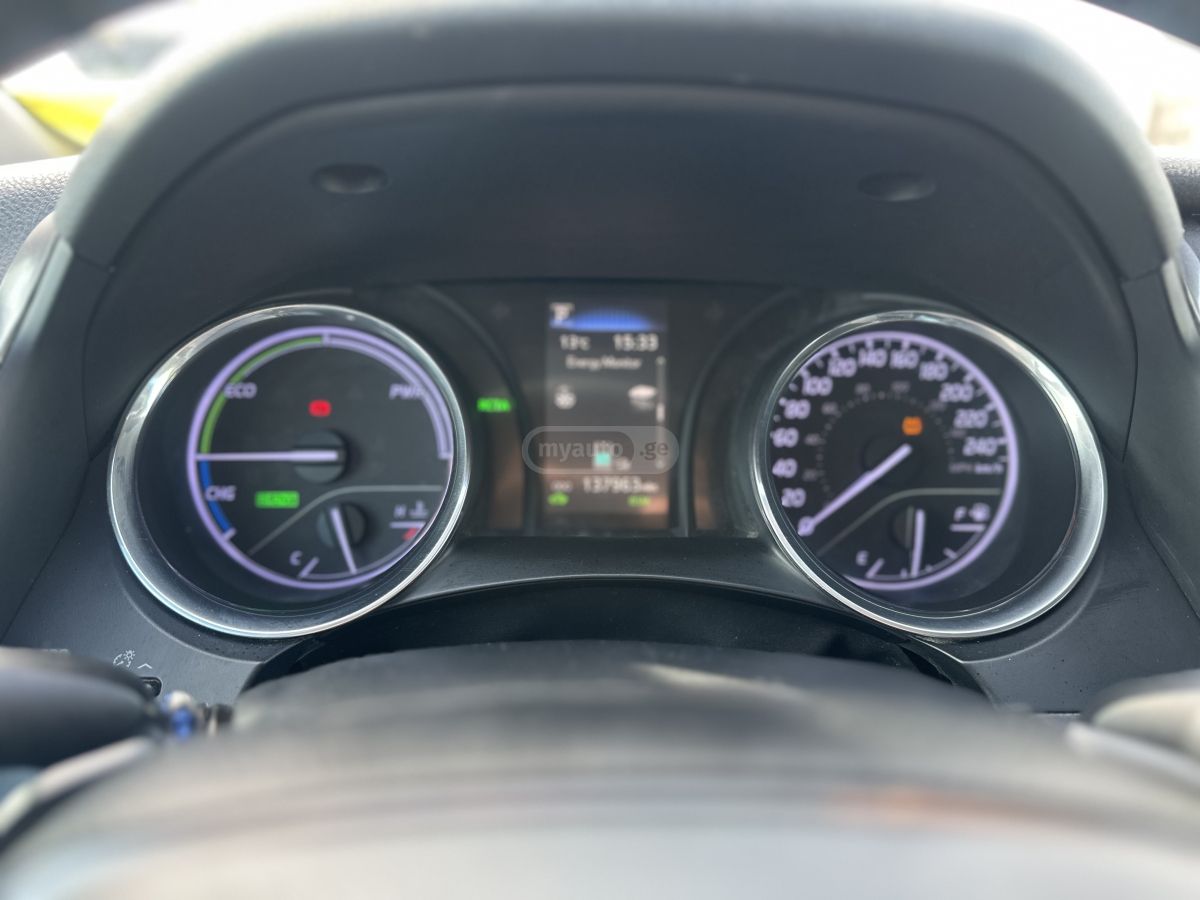 Toyota Camry - фото 10