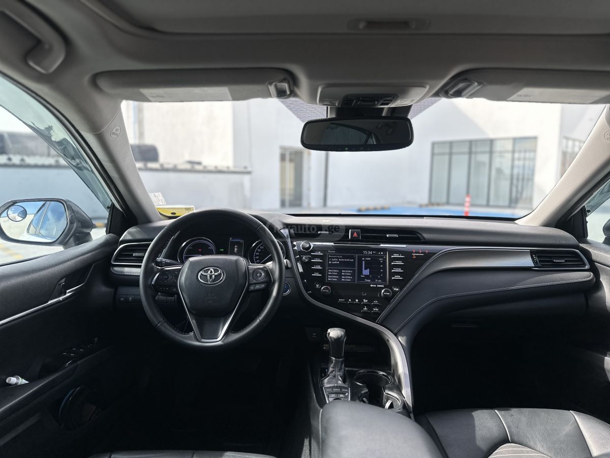 Toyota Camry - фото 13