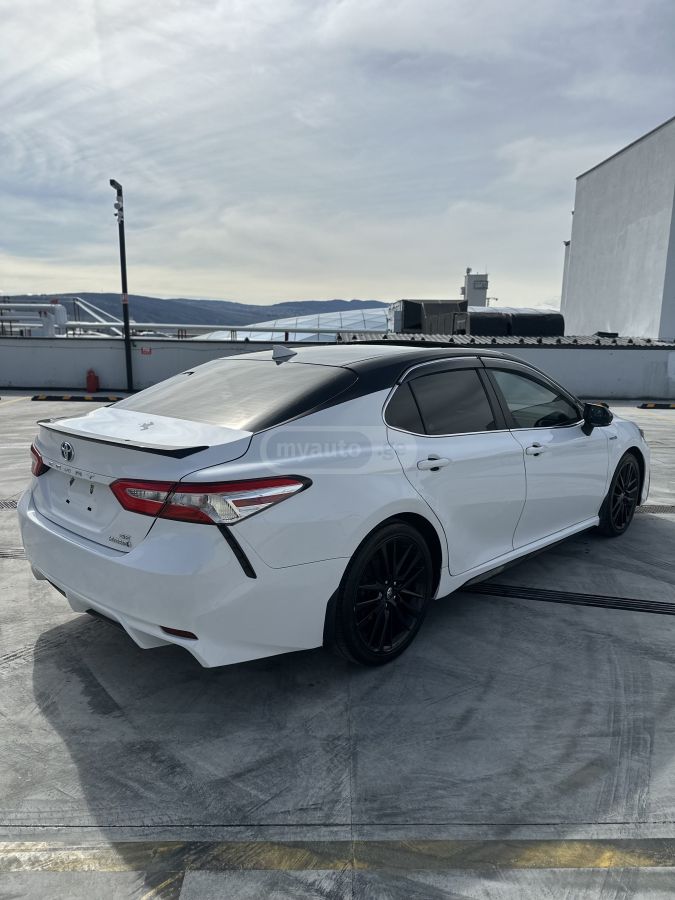 Toyota Camry - фото 5