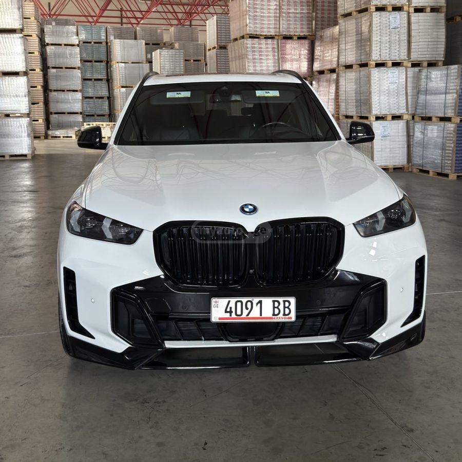 BMW xDrive40i 4dr All-Wheel Drive — миниатюра 2