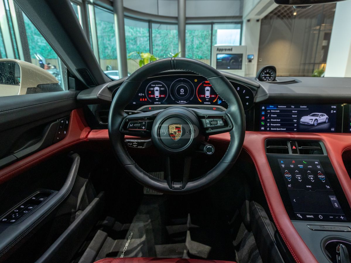 Porsche Taycan 4 S 2023 — миниатюра 12