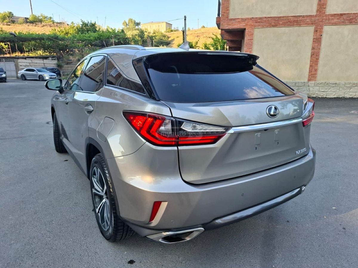 Lexus RX 350 - фото 7