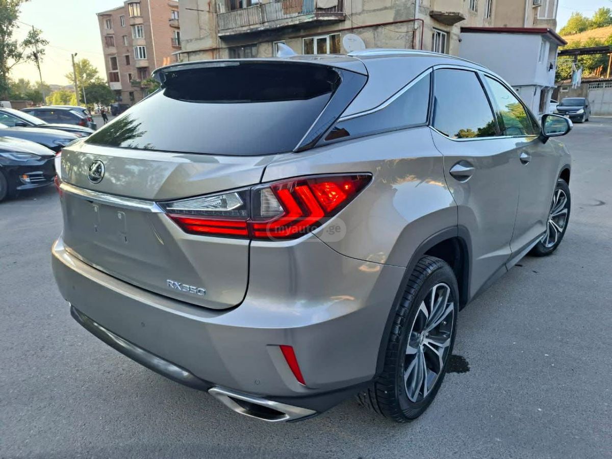 Lexus RX 350 - фото 8