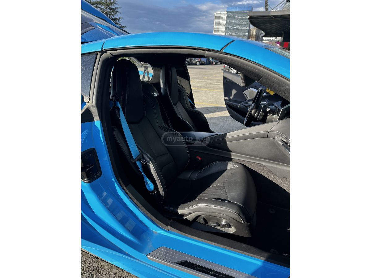 Chevrolet Corvette - фото 9