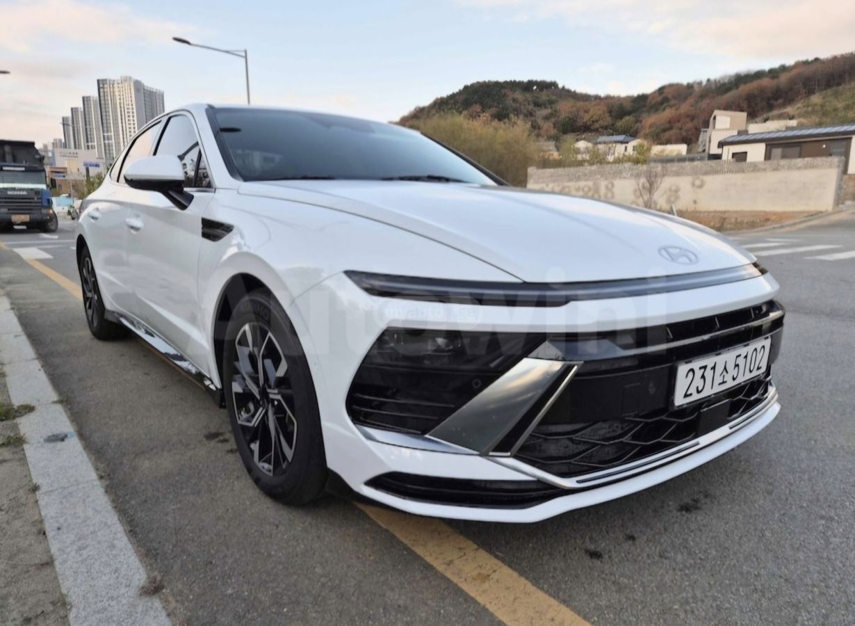 Hyundai Sonata - фото 1