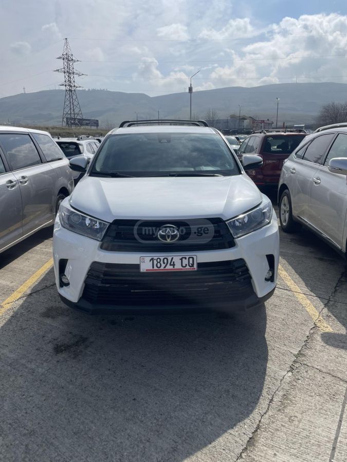 Toyota Highlander - фото 3