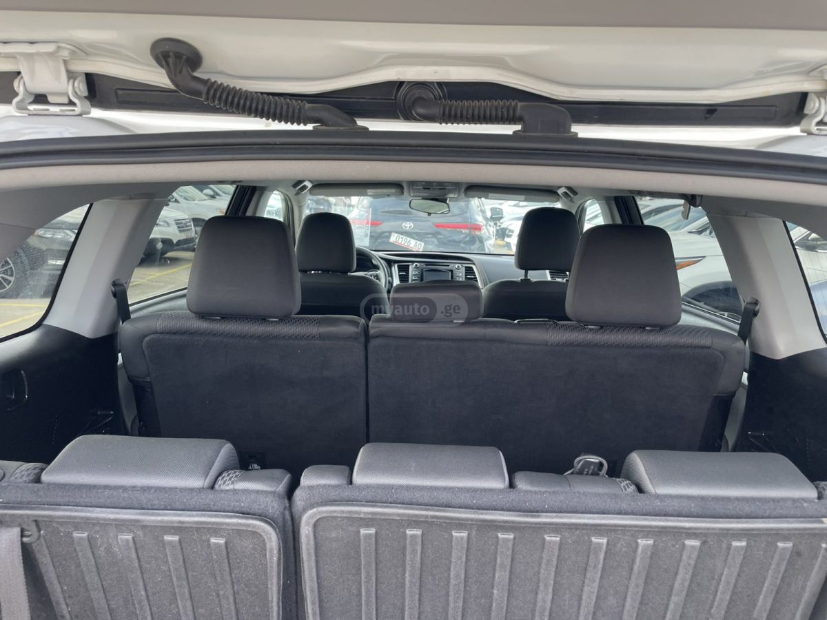 Toyota Highlander - фото 8