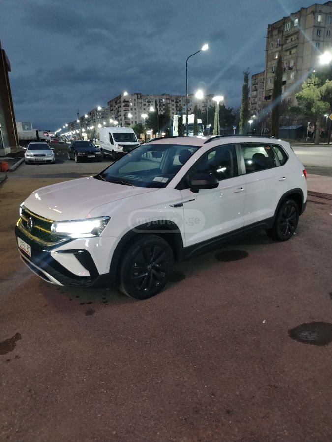 Volkswagen Taos - фото 11