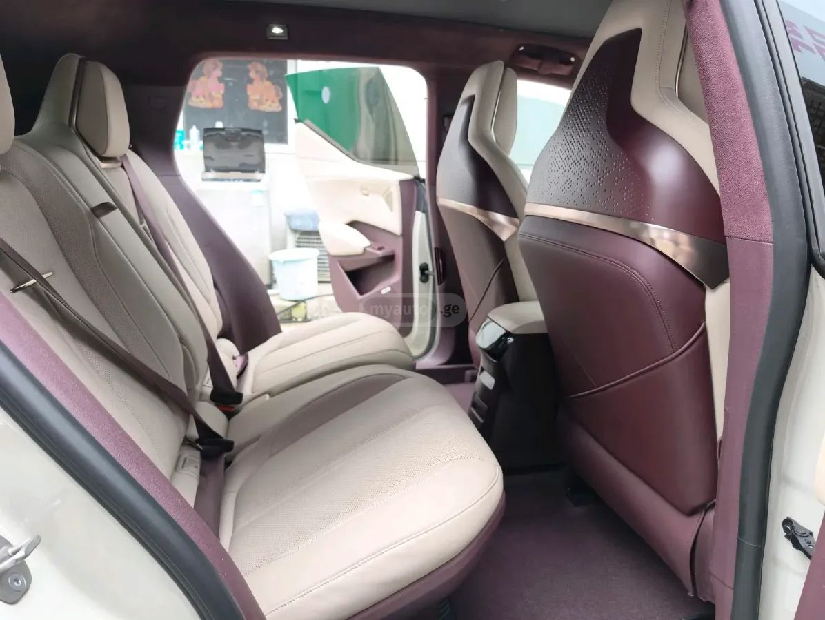 Zeekr X 2023 — миниатюра 9