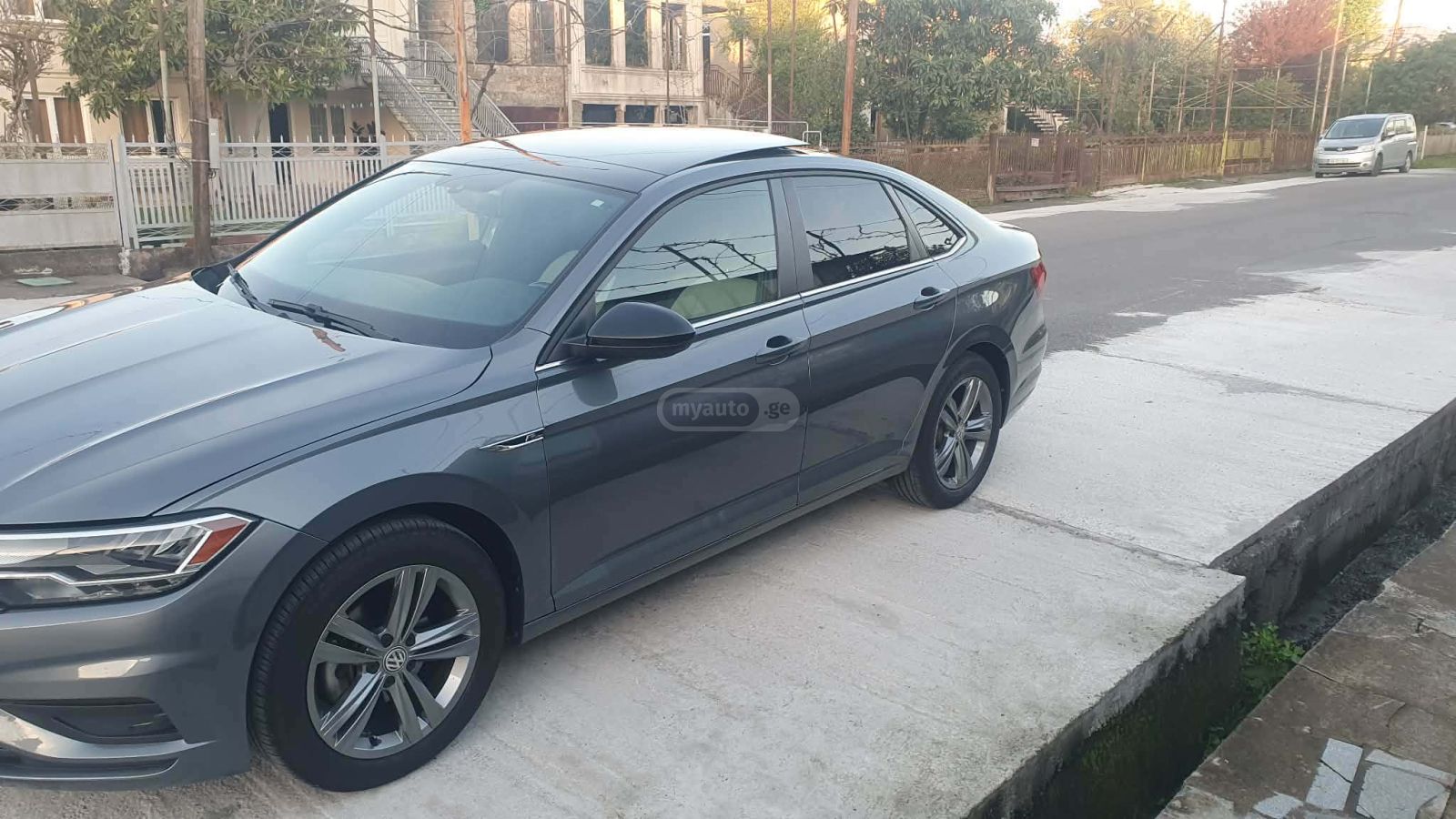 Volkswagen Jetta - фото 2
