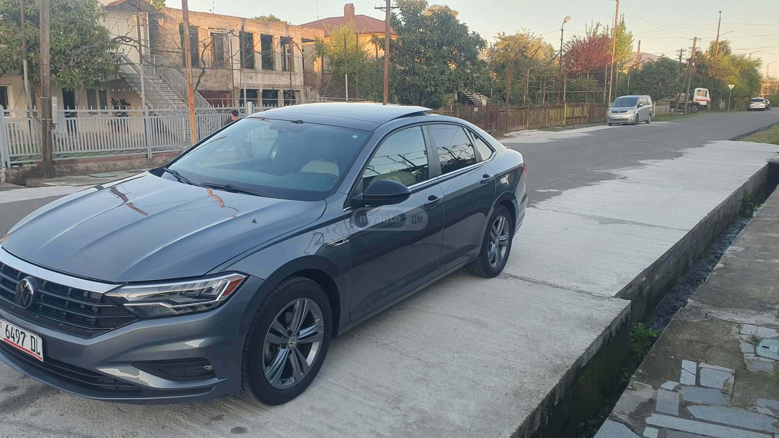 Volkswagen Jetta - фото 3