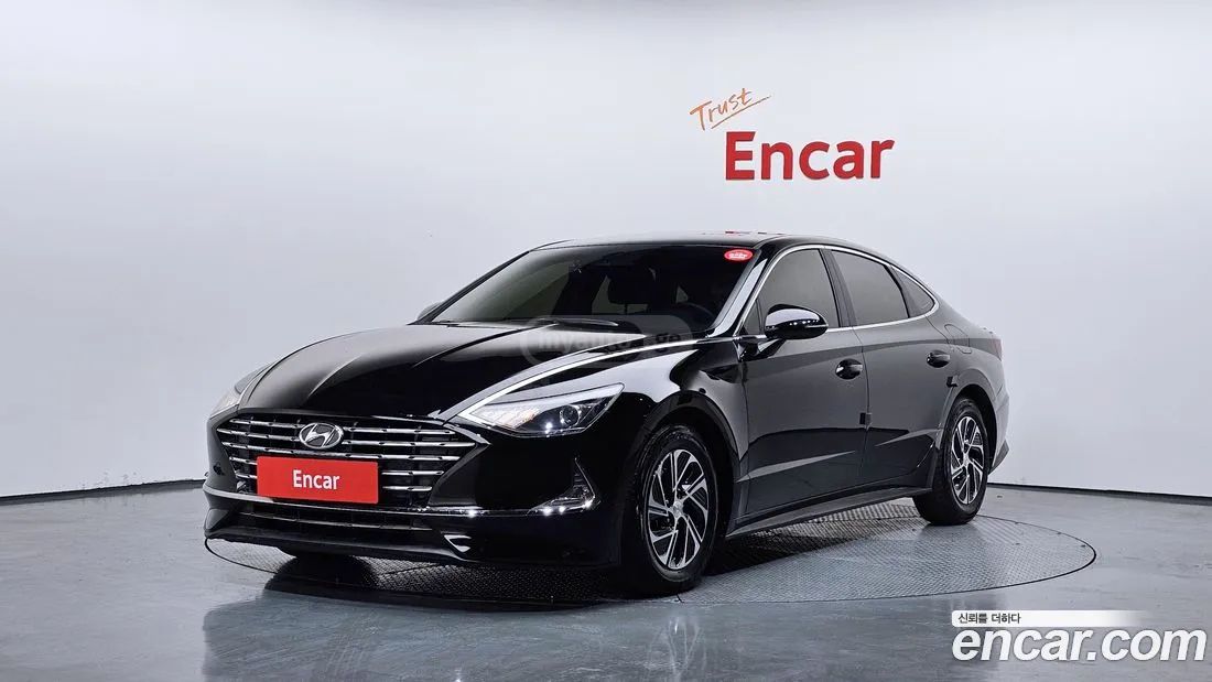 Hyundai Sonata - фото 1