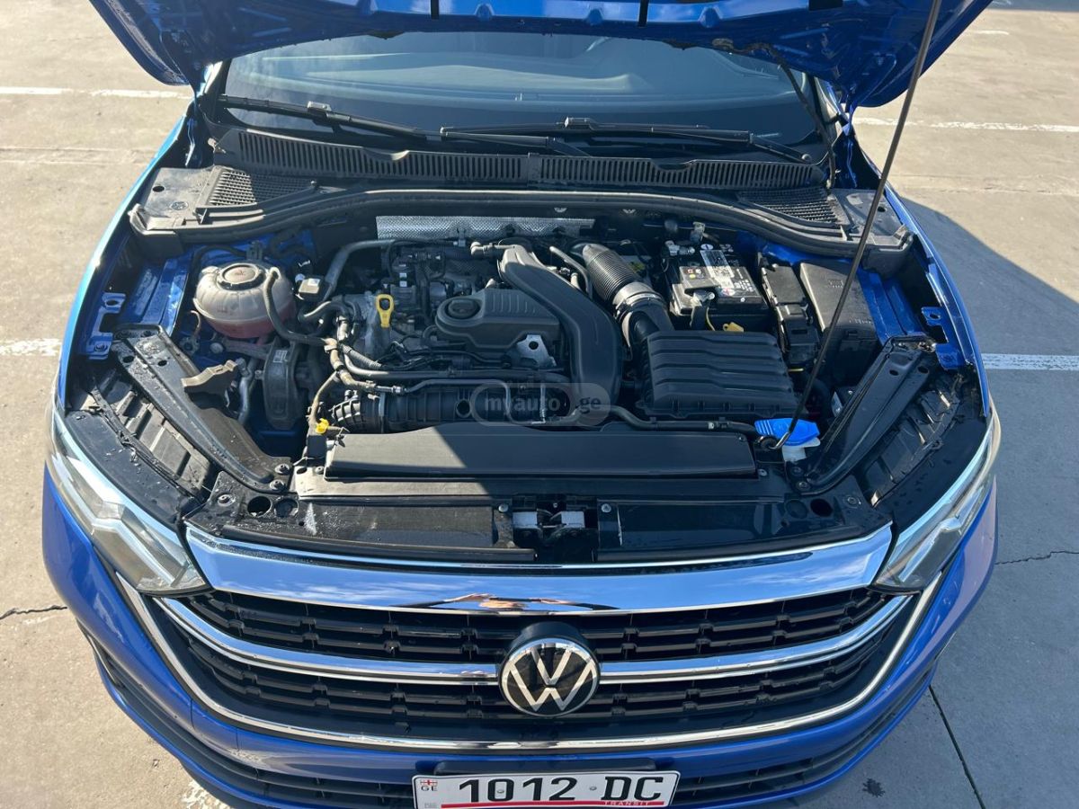 Volkswagen Jetta - фото 11