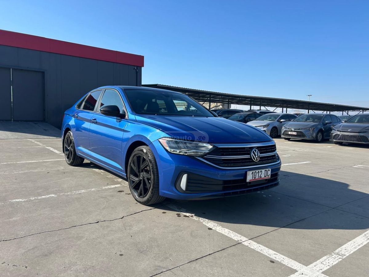 Volkswagen Jetta - фото 3