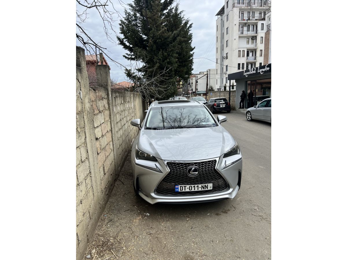 Lexus NX 200 - фото 2