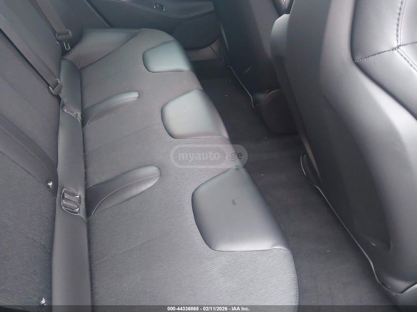 Tesla Model S - фото 8