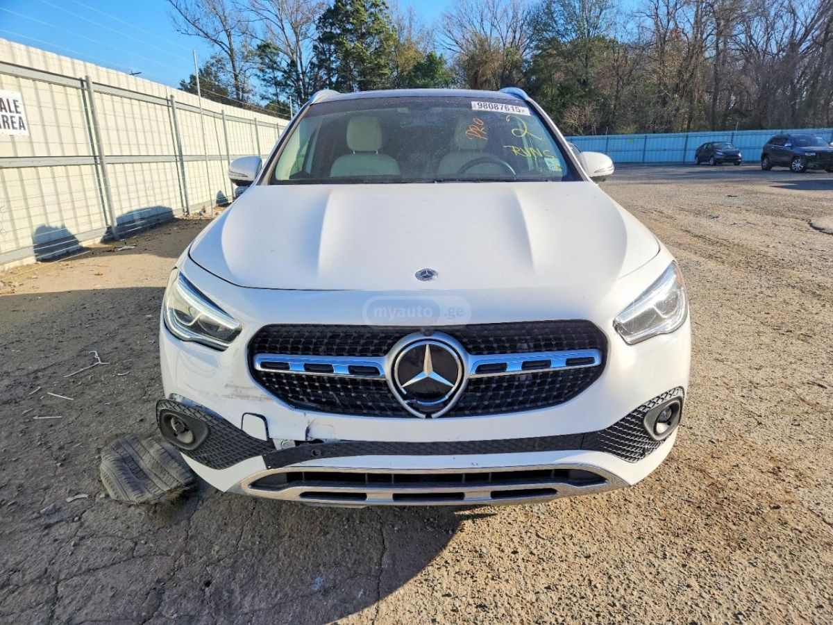 Mercedes-Benz GLA 250 - фото 5