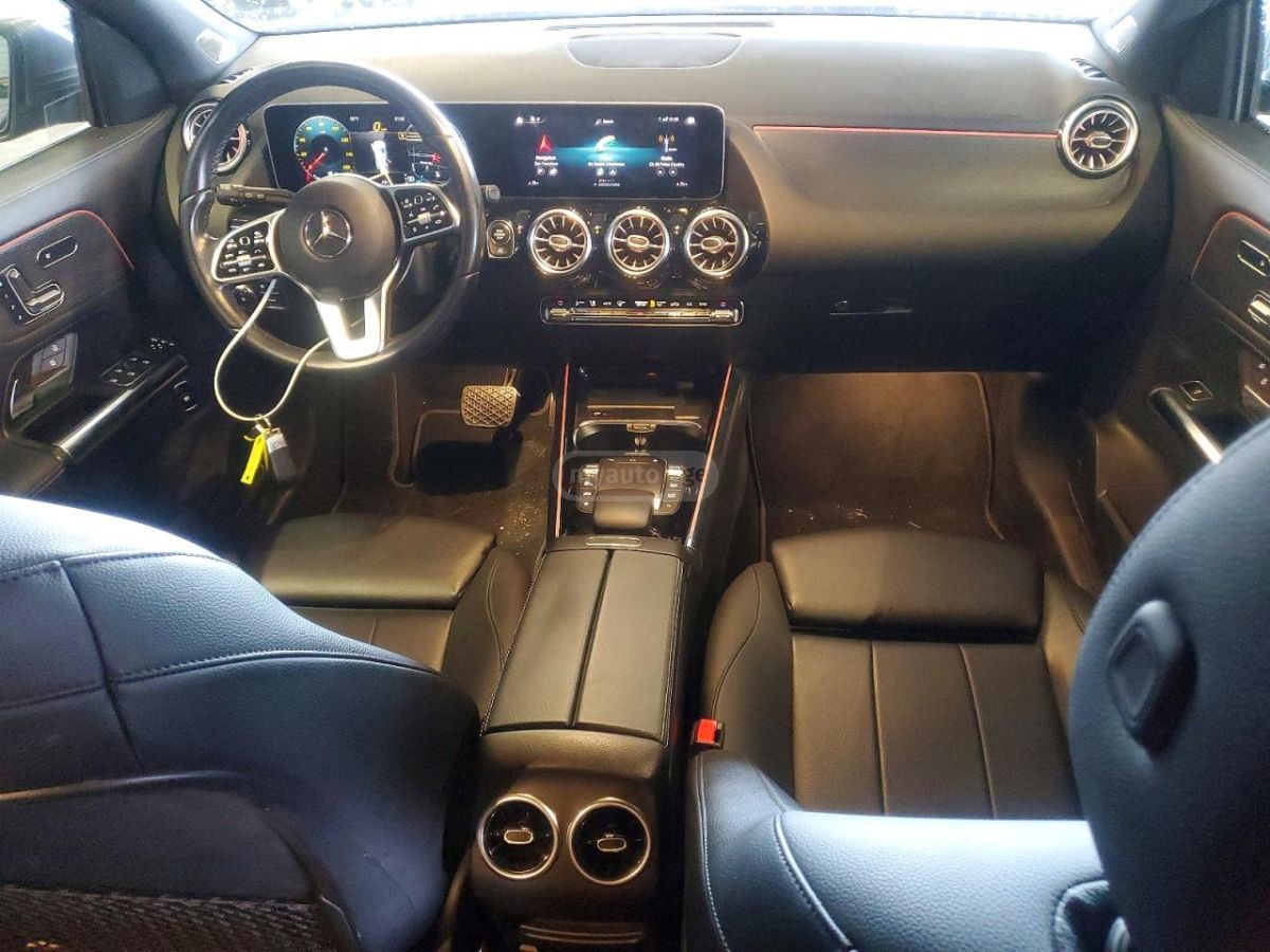 Mercedes-Benz GLA 250 - фото 8