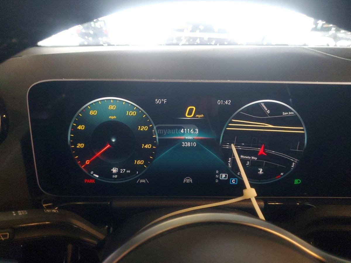 Mercedes-Benz GLA 250 - фото 9