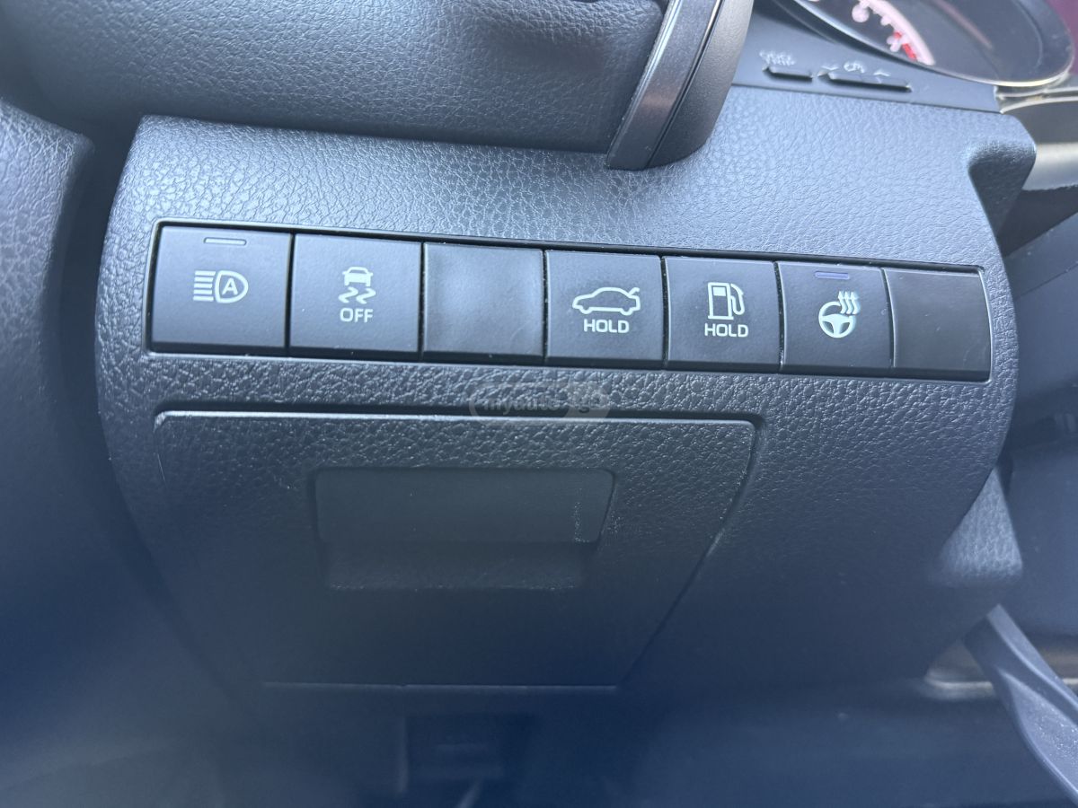 Toyota Camry - фото 7