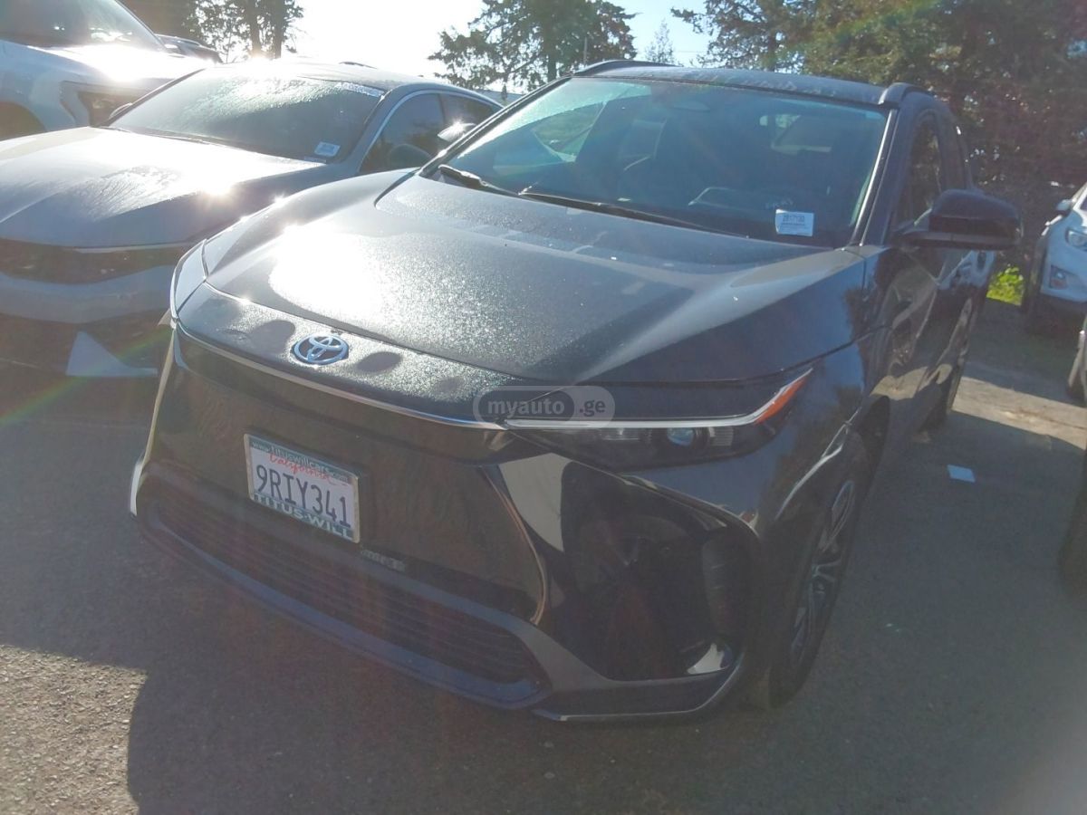 Toyota XLE AWD — миниатюра 1