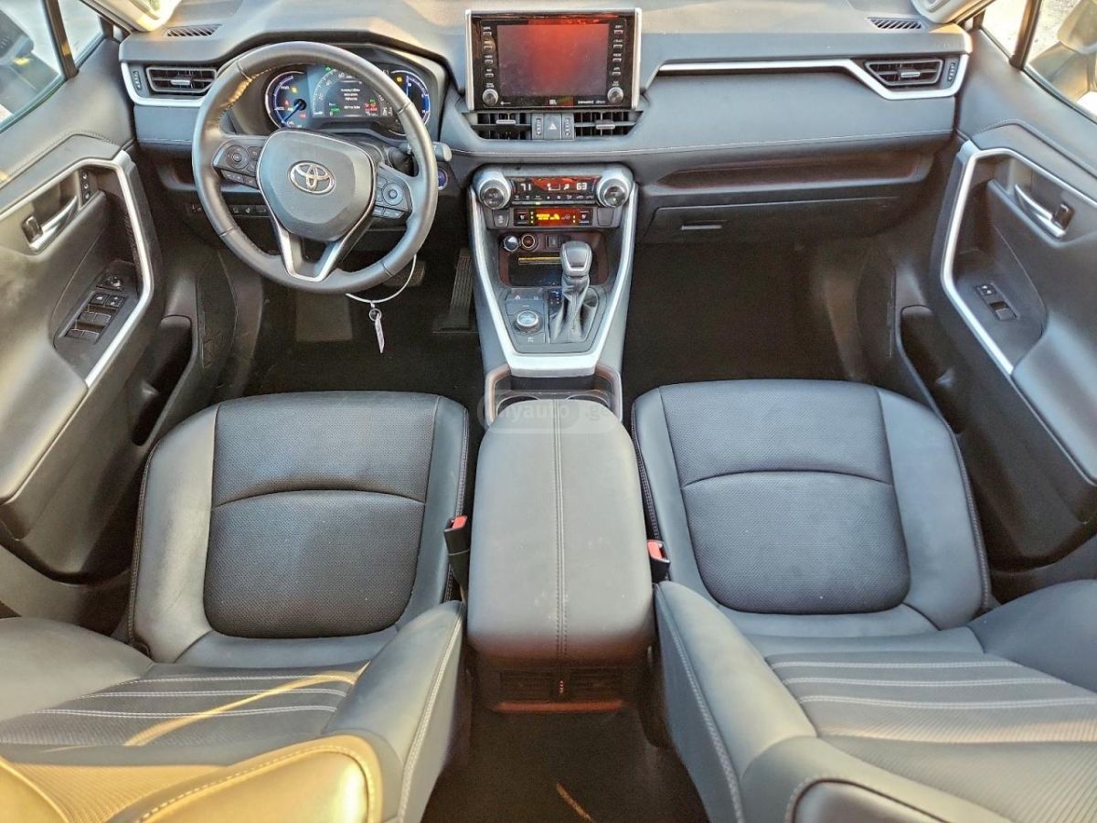 Toyota RAV 4 - фото 8