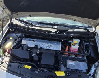 ToyotaPrius2010