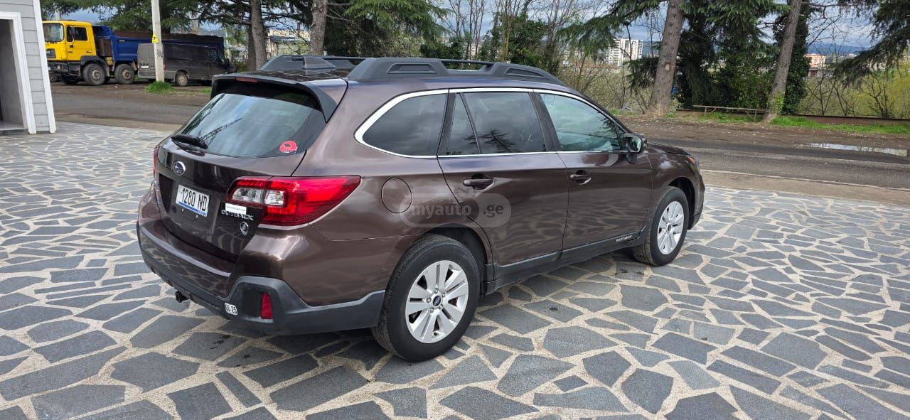 Subaru Outback - фото 4