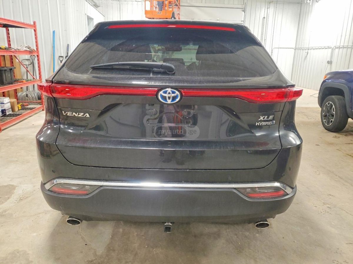 Toyota XLE 4dr All-Wheel Drive CVT — миниатюра 3