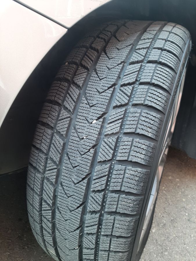 Toyota Camry - фото 3