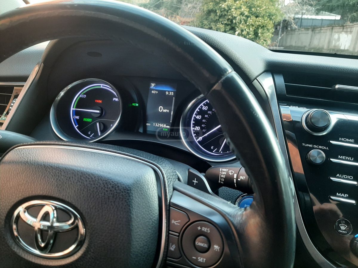 Toyota Camry - фото 4