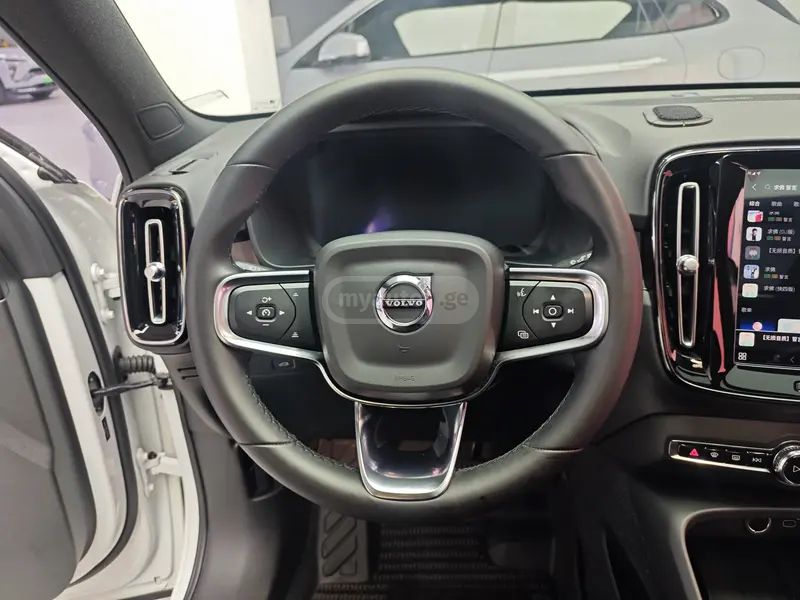 Volvo XC 40 2023 — миниатюра 11