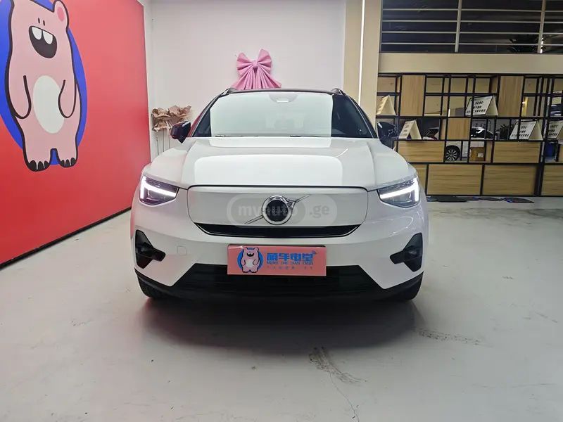 Volvo XC 40 2023 — миниатюра 2