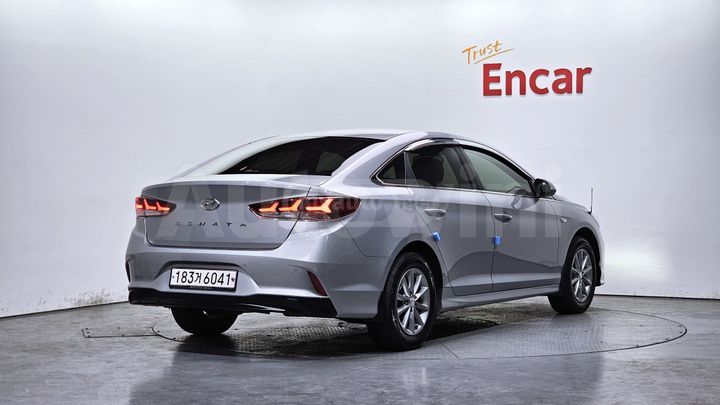 Hyundai Sonata - фото 2