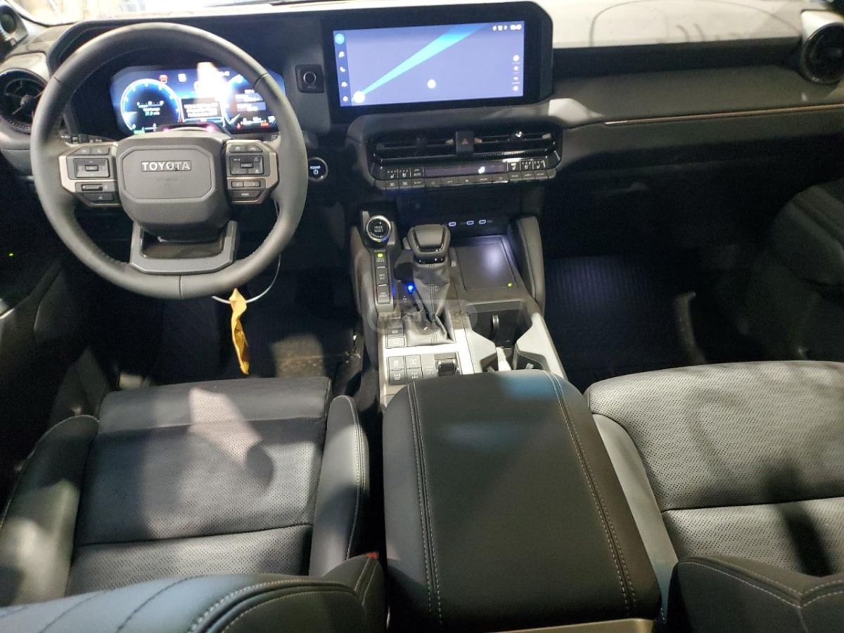 Toyota Land Cruiser Prado - фото 10