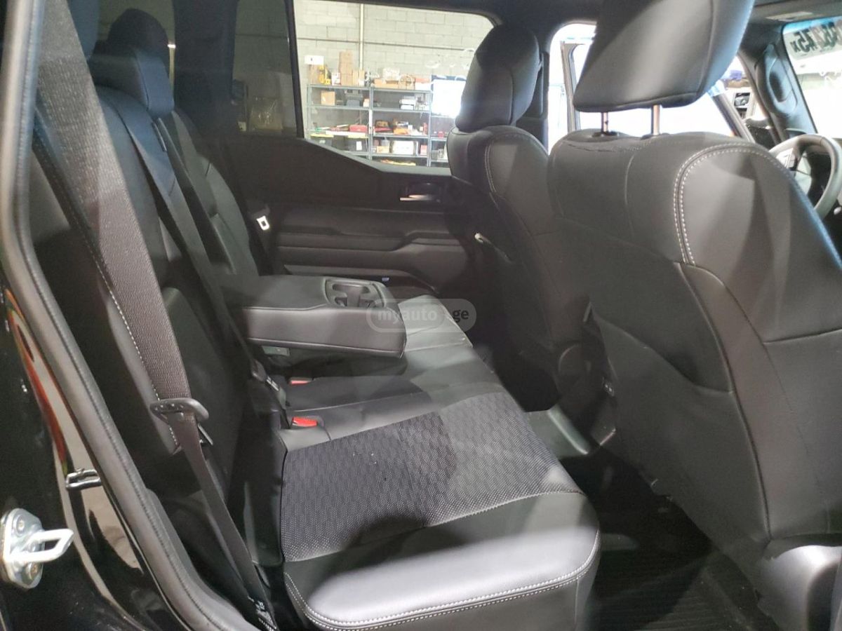 Toyota Land Cruiser Prado - фото 7