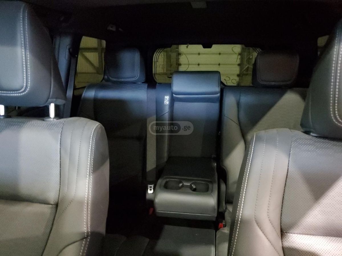 Toyota Land Cruiser Prado - фото 8