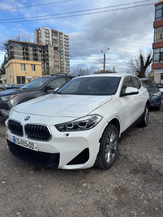 BMW X2 - фото 15