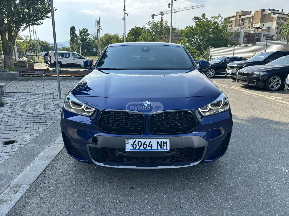 نمای دیگر BMW xDrive28i 4dr All-Wheel Drive  2020